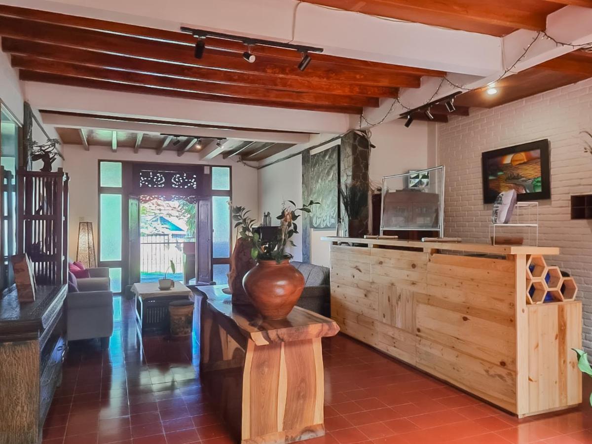 Samakta Guest House Lembang Exterior photo